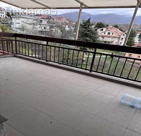 SE PRODAVA STAN VO RADISANI