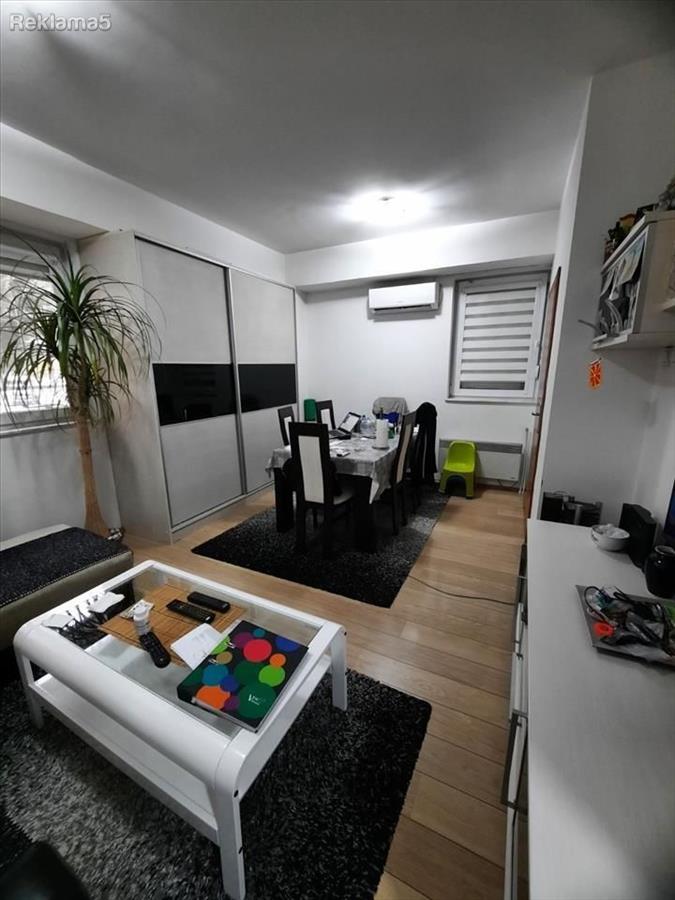 PRODAVAME RENOVIRAN NAMESTEN STAN 49M2 1 SPALNA,K.VODA RAMPA