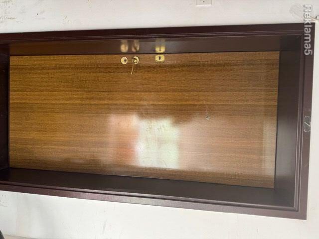 Sale of a 56m2 apartment in a military building in the Airport