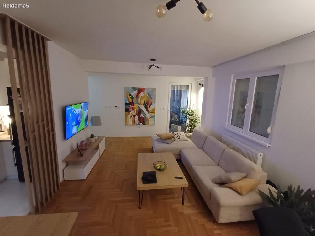 FOR SALE 3-ROOM 78M2 APARTMENT IN VLAE