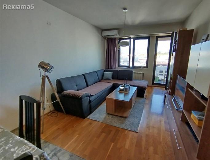 Se prodava stan 58m2 Debar Maalo