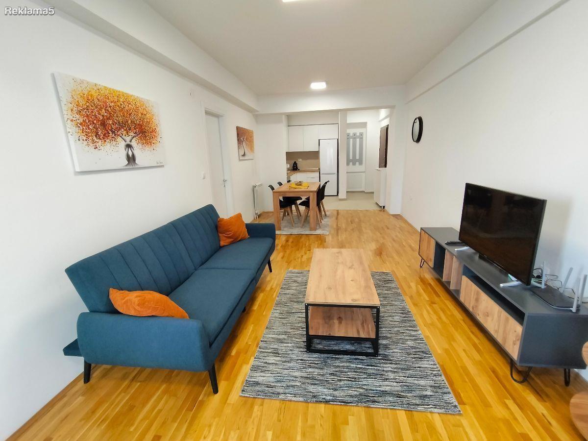 New three-room apartment for rent in Kisela Voda
