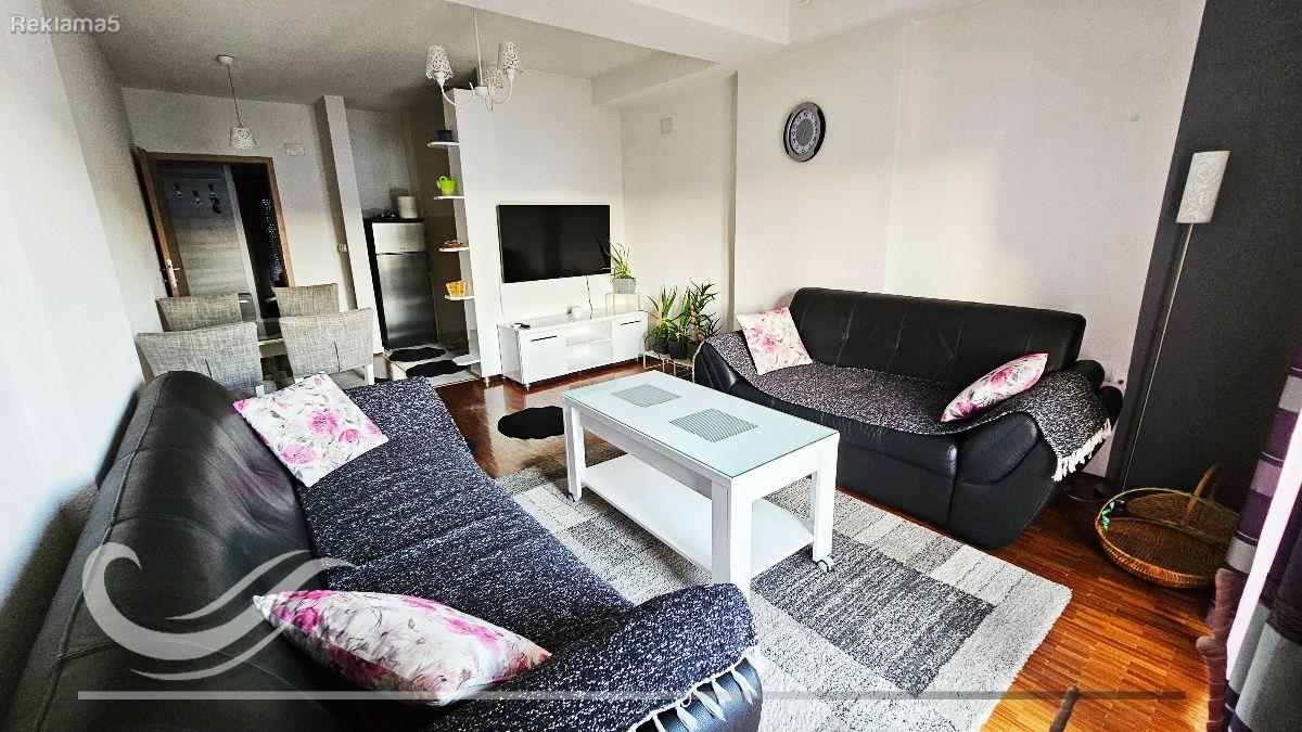 I am renting a modern furnished apartment in Ohrid for a long term