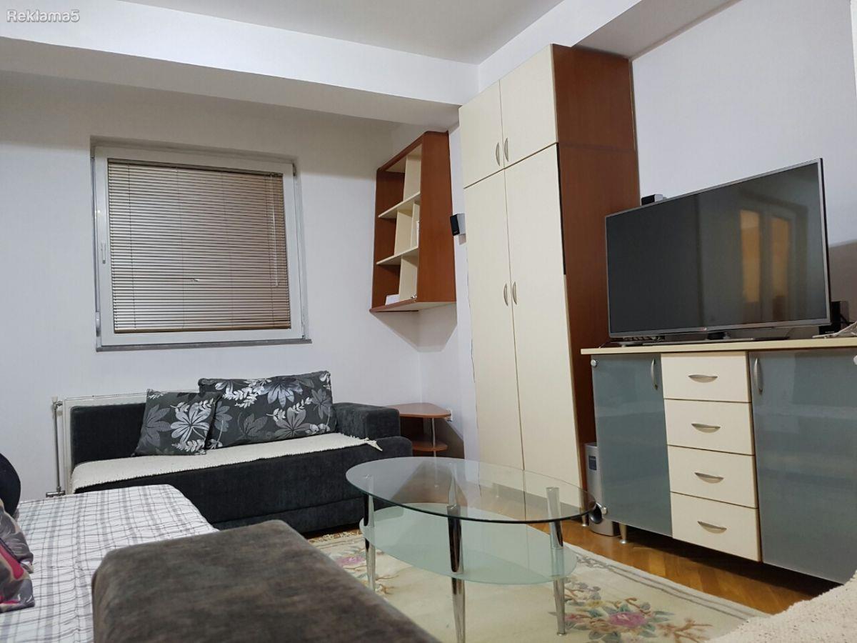 Se izdava garsonjera Centar