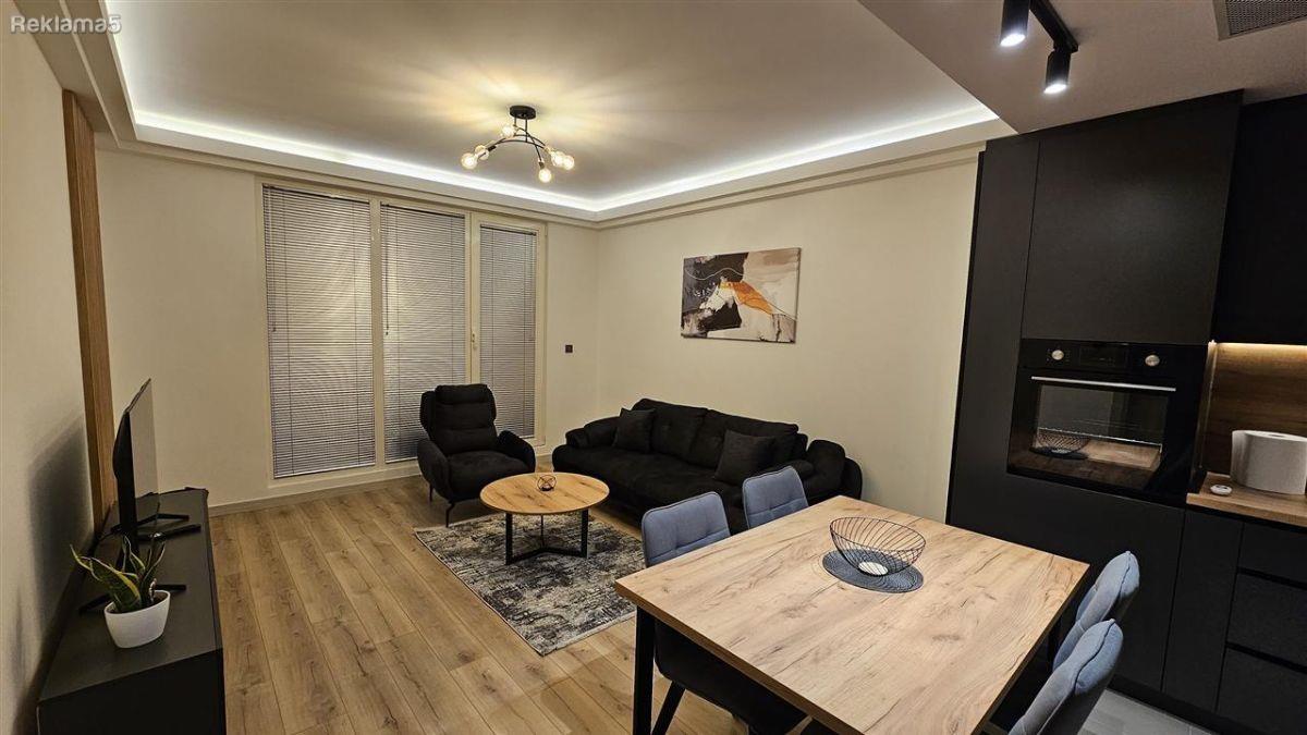 Se izdava nov namesetn dvosoben 42m2 Dzevair -Aerodrom
