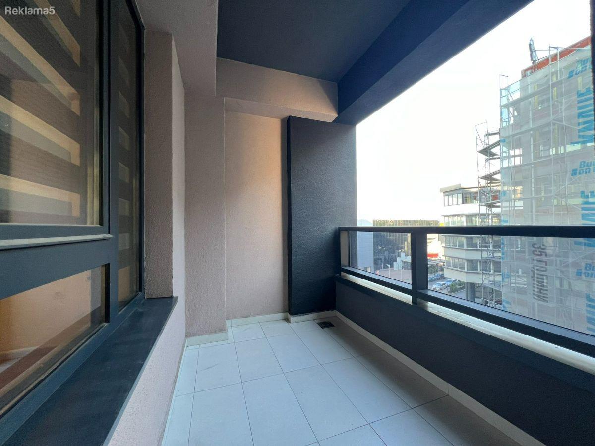 FOR RENT FOUR-ROOM APARTMENT IN THE CENTER - NEAR VERO JUMBO