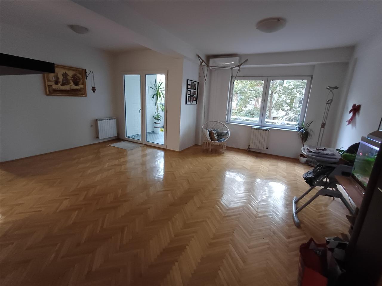 Se prodava trosoben stan 68m2 vo taftalidje vero
