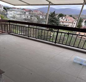 40005-SE PRODAVA STAN VO RADISANI
