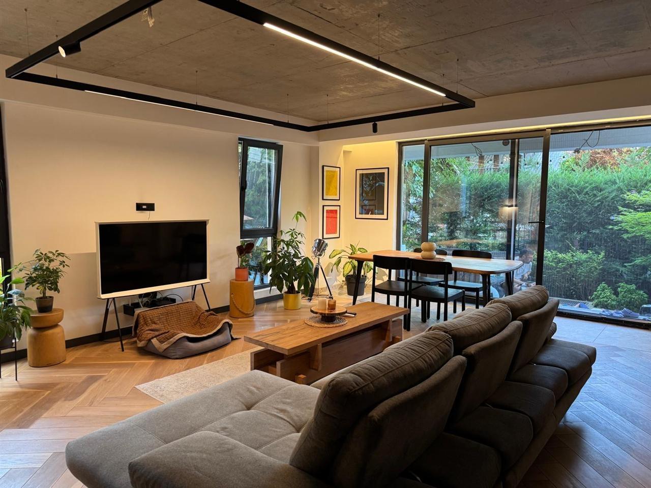 Apartment for sale at Taftalidze 1: 90m2 + 70m2 courtyard