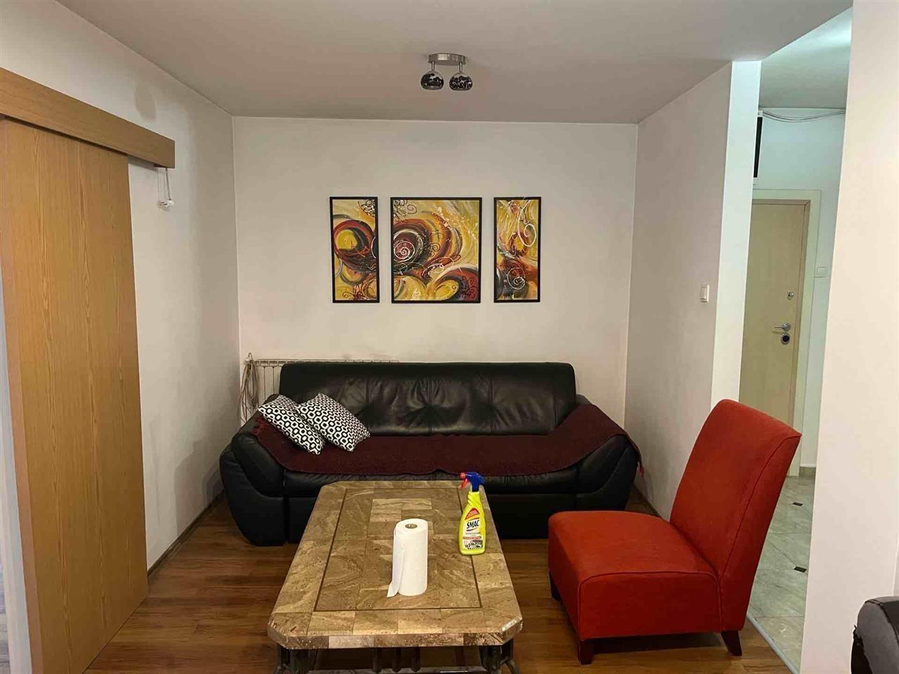 Se prodava stan 65m2 vo Aerodrom