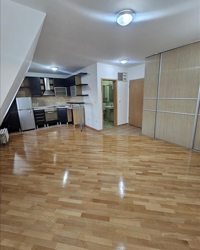 Garsonjera od 29m2 vo K.Voda