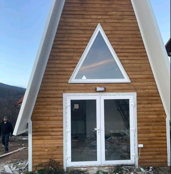 Se prodava kukja vo Kicevo