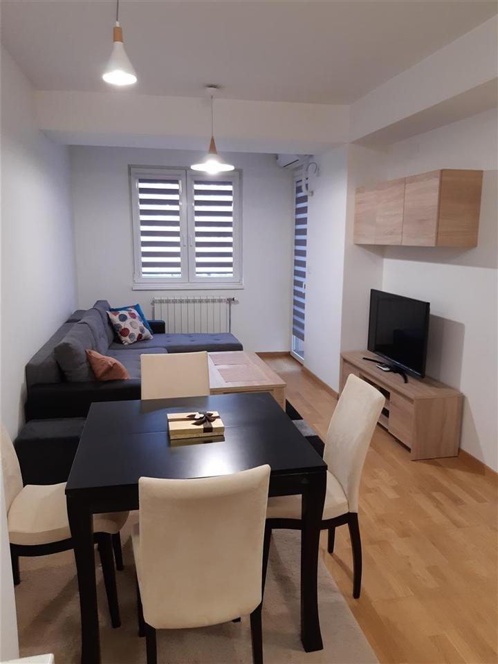 Se izdava prekrasen stan od 40m2 kaj MIDA