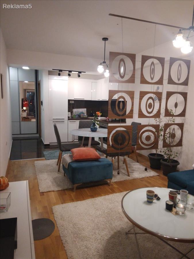 Se izdava nov stan vo Aerodrom Setek,38m2,