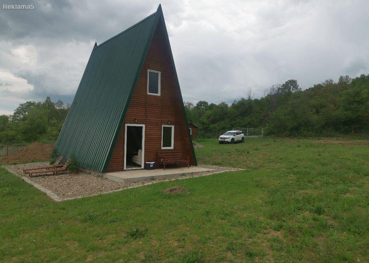 Se prodava vikendica 55m2 vo blizina na selo Sushica