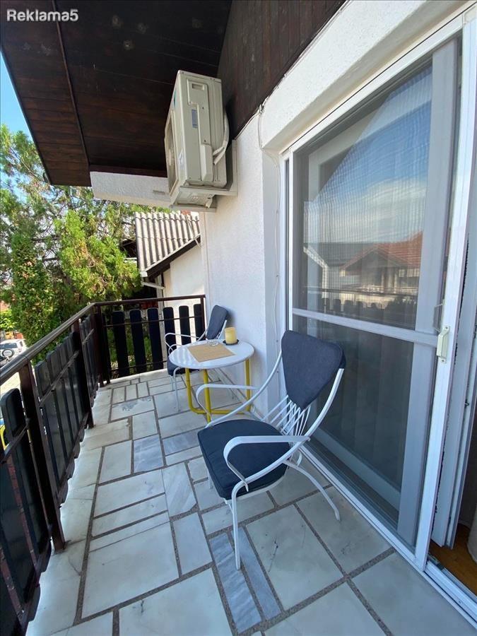 A floor of a house in Trnodol is for rent