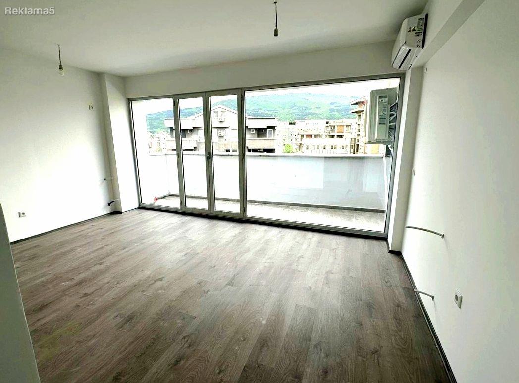 Office space for rent in Karposh1