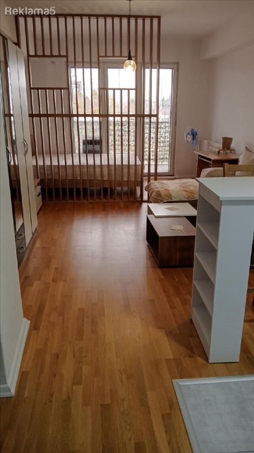 Se iznajmuva stan nov nevseluvan na kruzen tek Porta Vlae