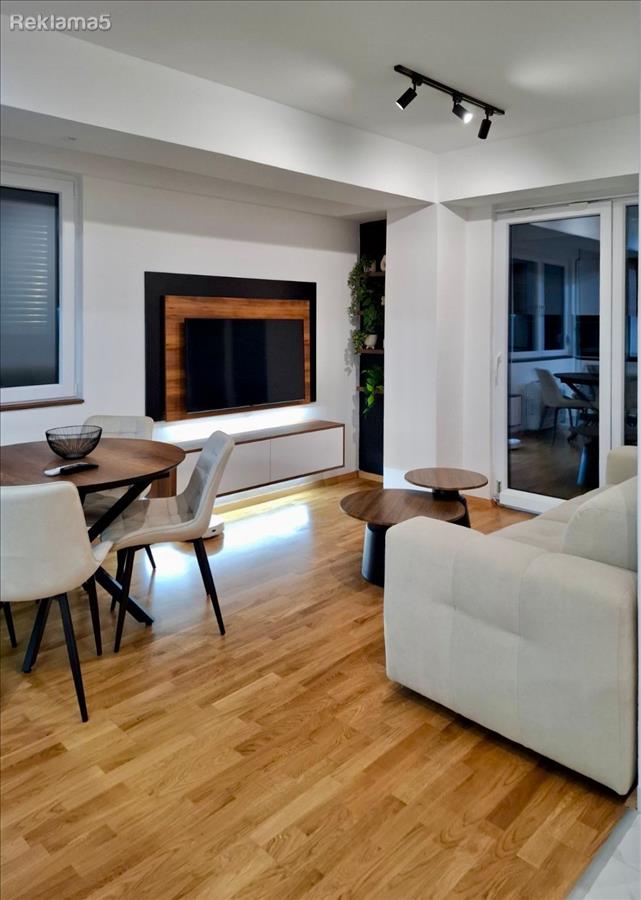 New three-room apartment for rent in Centar