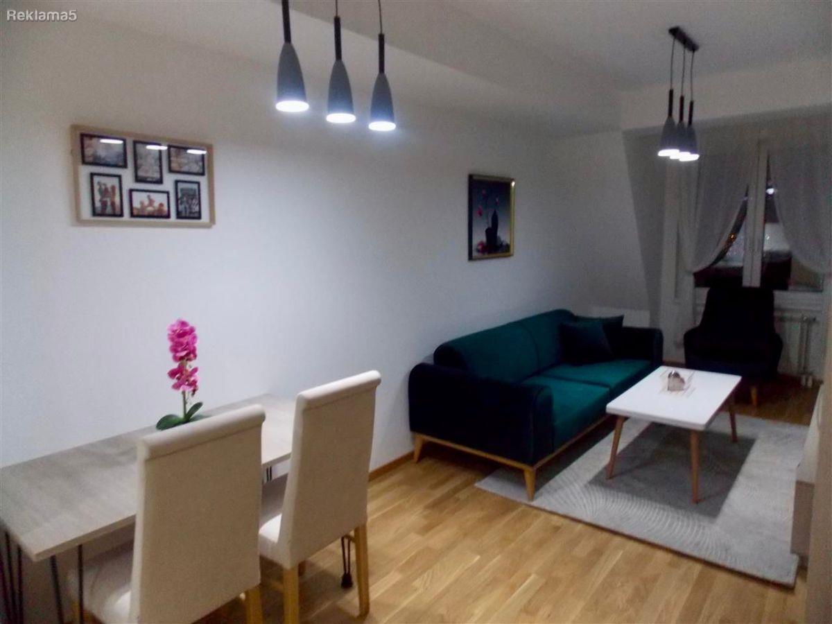 Two-room apartment for rent in Aerodrom