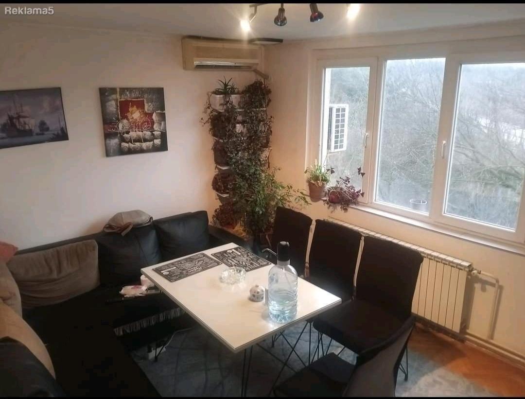 Se prodava stan 37m2 vo Avtokomanda
