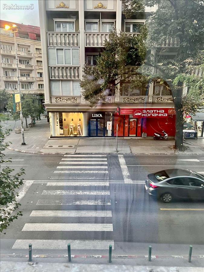 I rent (business space) - strict center of Skopje - RECORD