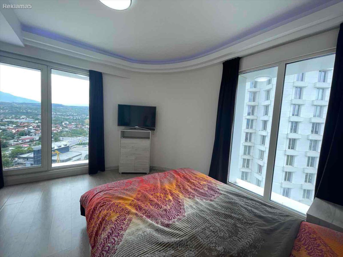 Three-room apartment for rent in Cevahir Sky City
