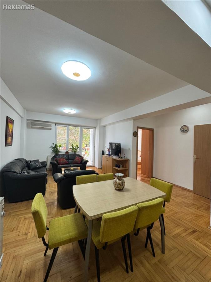 A nice apartment for rent next to the railway station - Michurin