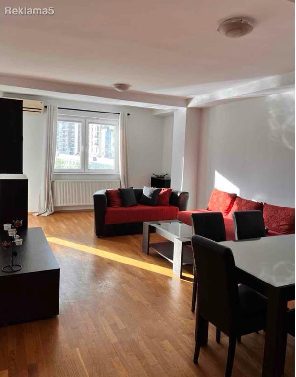 Apartment for rent in the Center 90m2