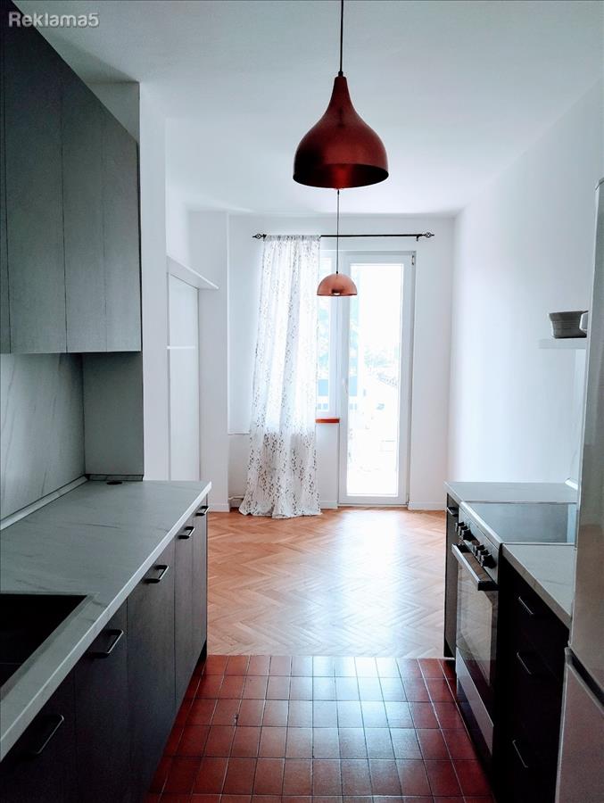 A 4-room apartment for rent in the center, completely renovated