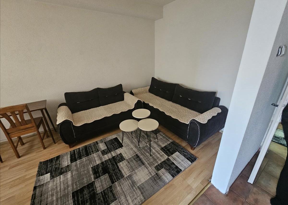 Se prodava i izdava stan 42m2 vo Kisela Voda