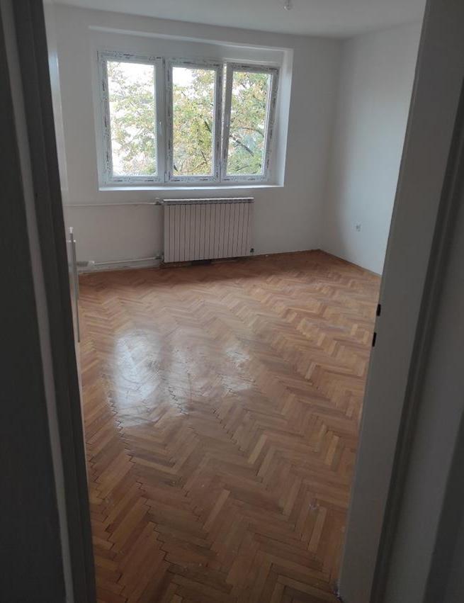 Se prodava stan 55m2 vo Karpos 1