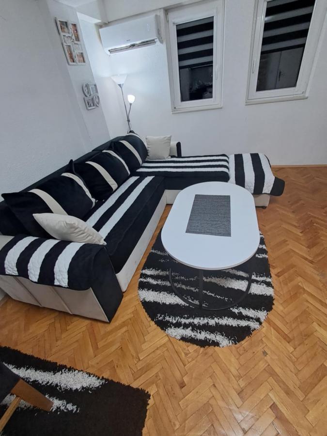 Se prodava stan vo Kicevo