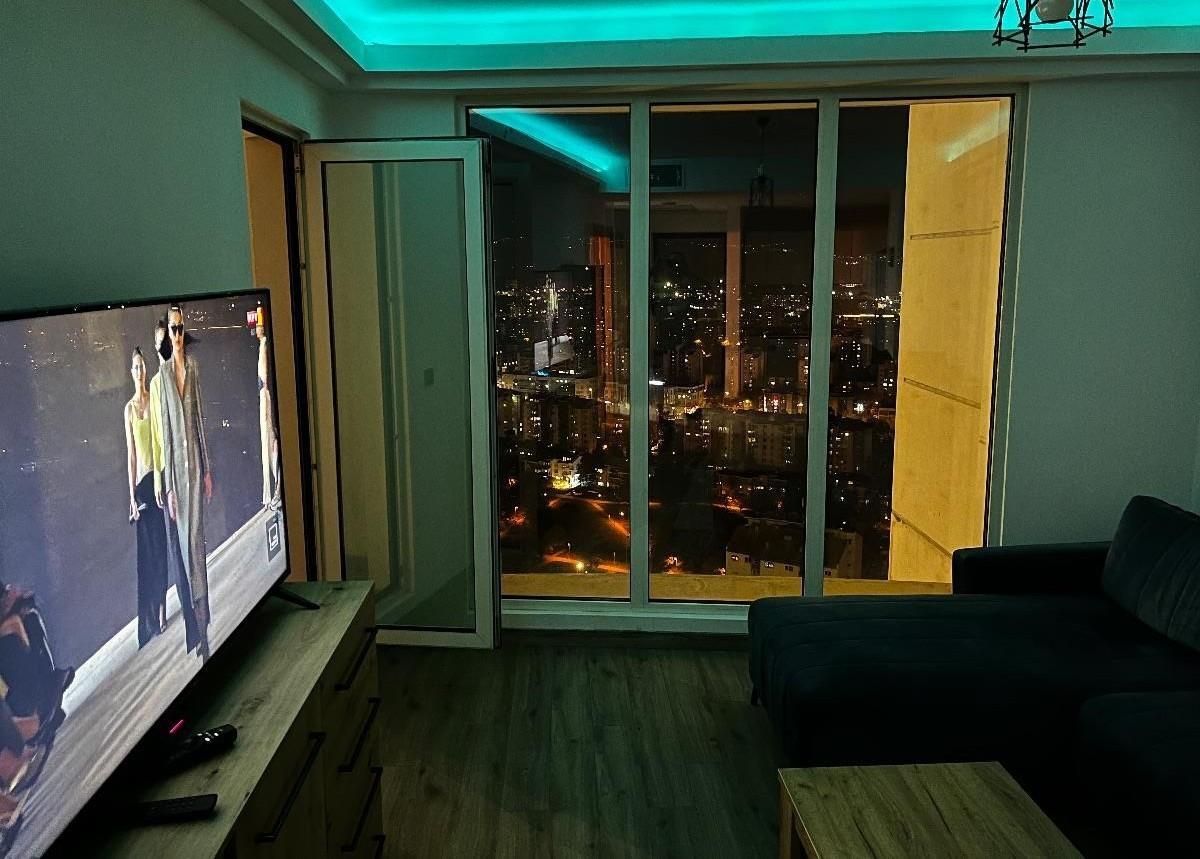 Se prodava namesten stan 51m2 vo Cevahir, Kula C