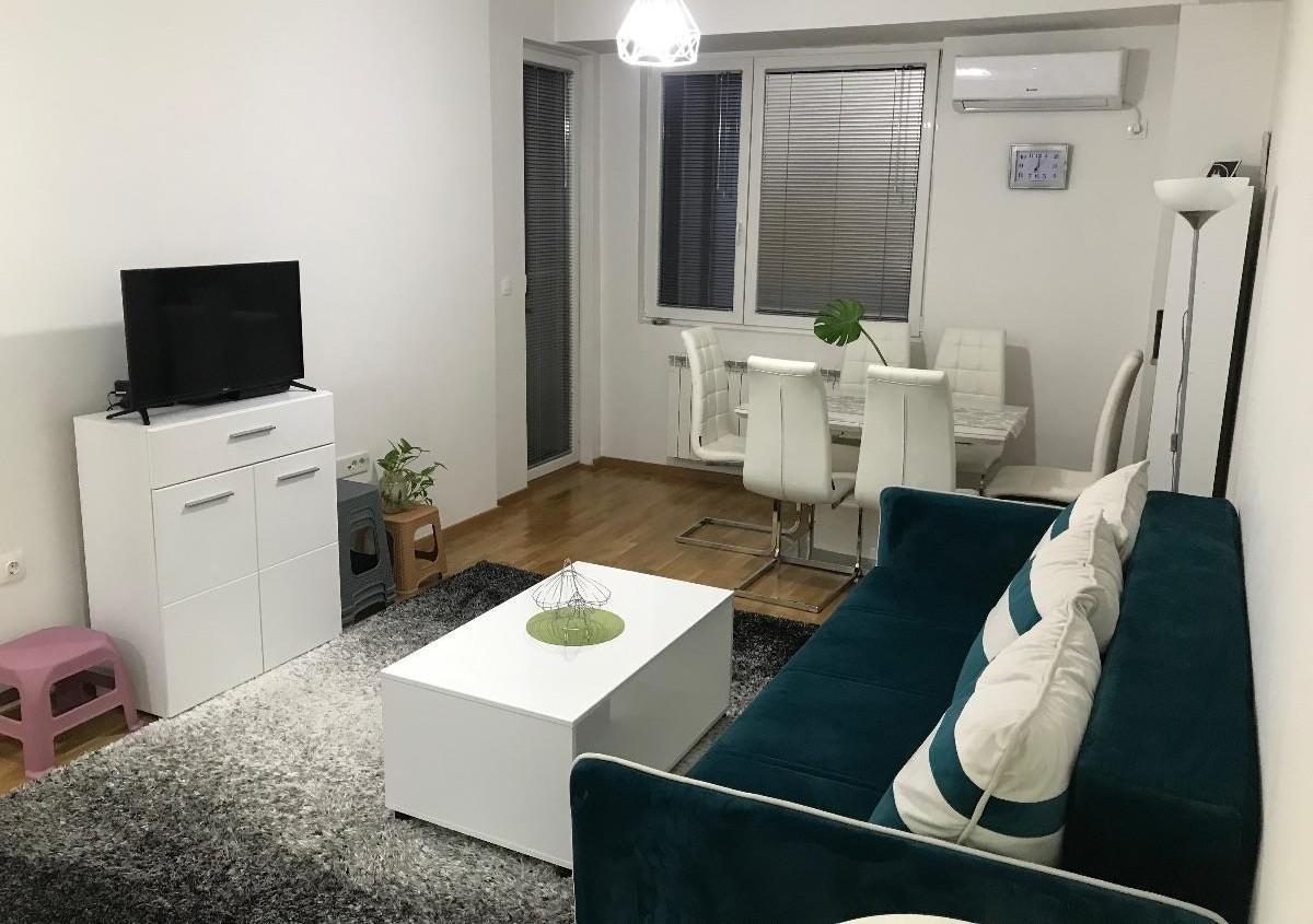 Se prodava kompletno namesten stan 46m2 vo Ostrovo, Aerodrom