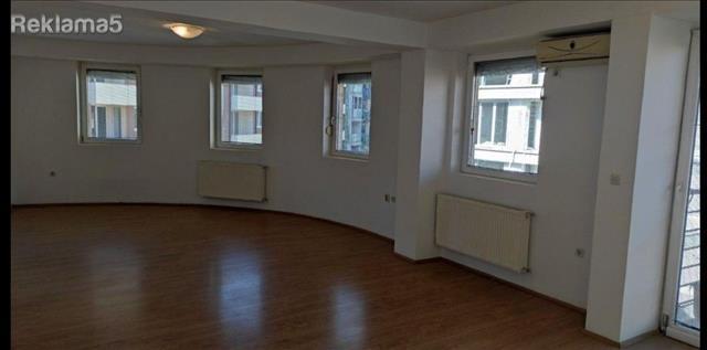 A beautiful, spacious 2-room apartment for sale (with the possibility of a three-room apartment