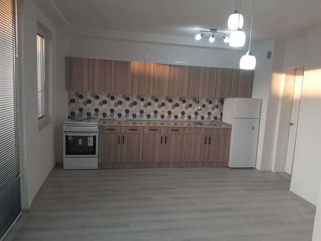 SANRAJS renoviran stan 69 m2 na ul.Galicica, odlicen