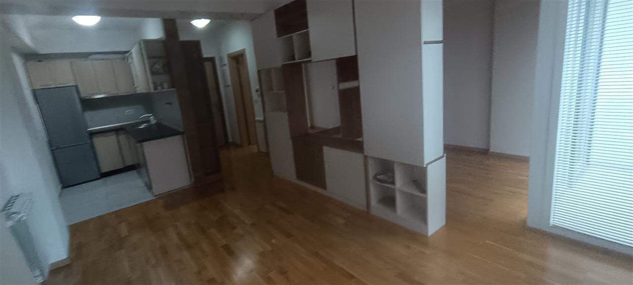 Se prodava stan od 36m2 vo Karposh 4