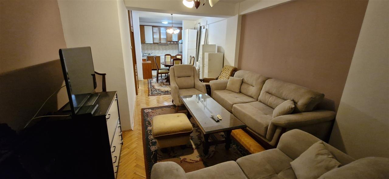 I am selling a two-room apartment 60 m2 in Autokomanda
