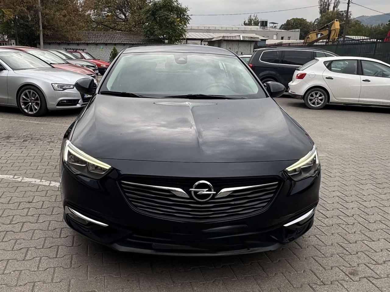 OPEL INSIGNIA GRAND SPORT 2.0 CDTI - ДИЗЕЛ