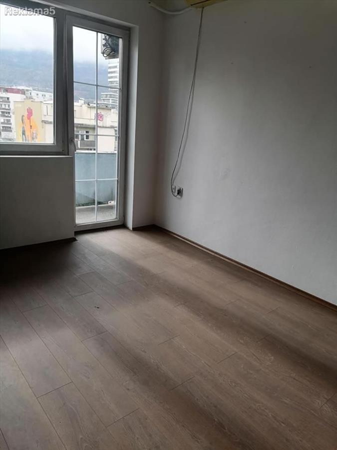 Stan vo Centar 68m2 so 2 spalni