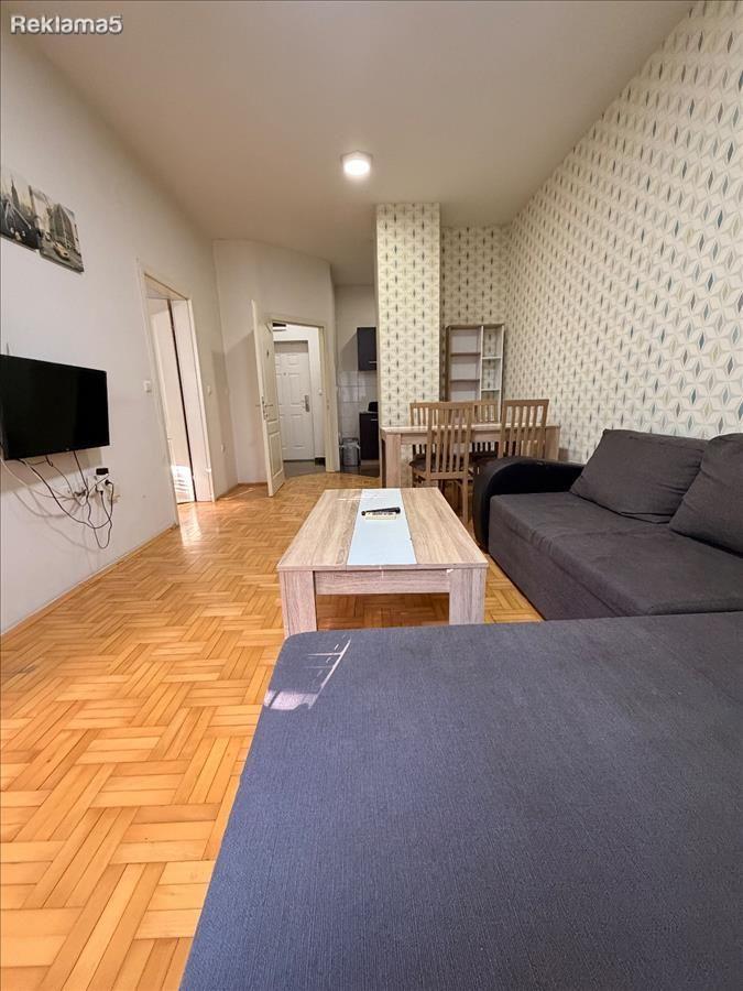 PRODAVAME NAMESTEN STAN 43M2 VO MICURIN AERODROM