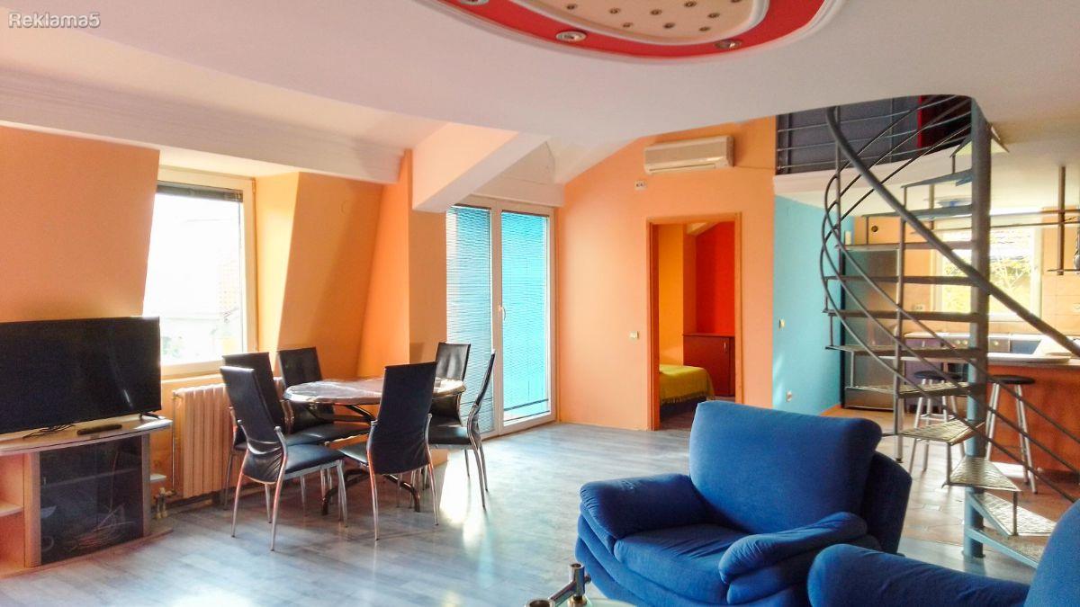 Duplex with a view of Vodno / Duplex so pogled na Vodno