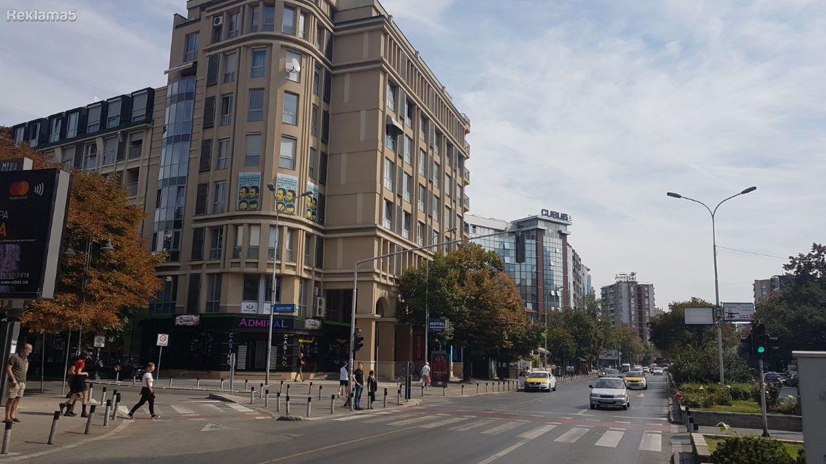 FOR RENT / SALE BUSINESS SPACE 111 m2 - CENTER