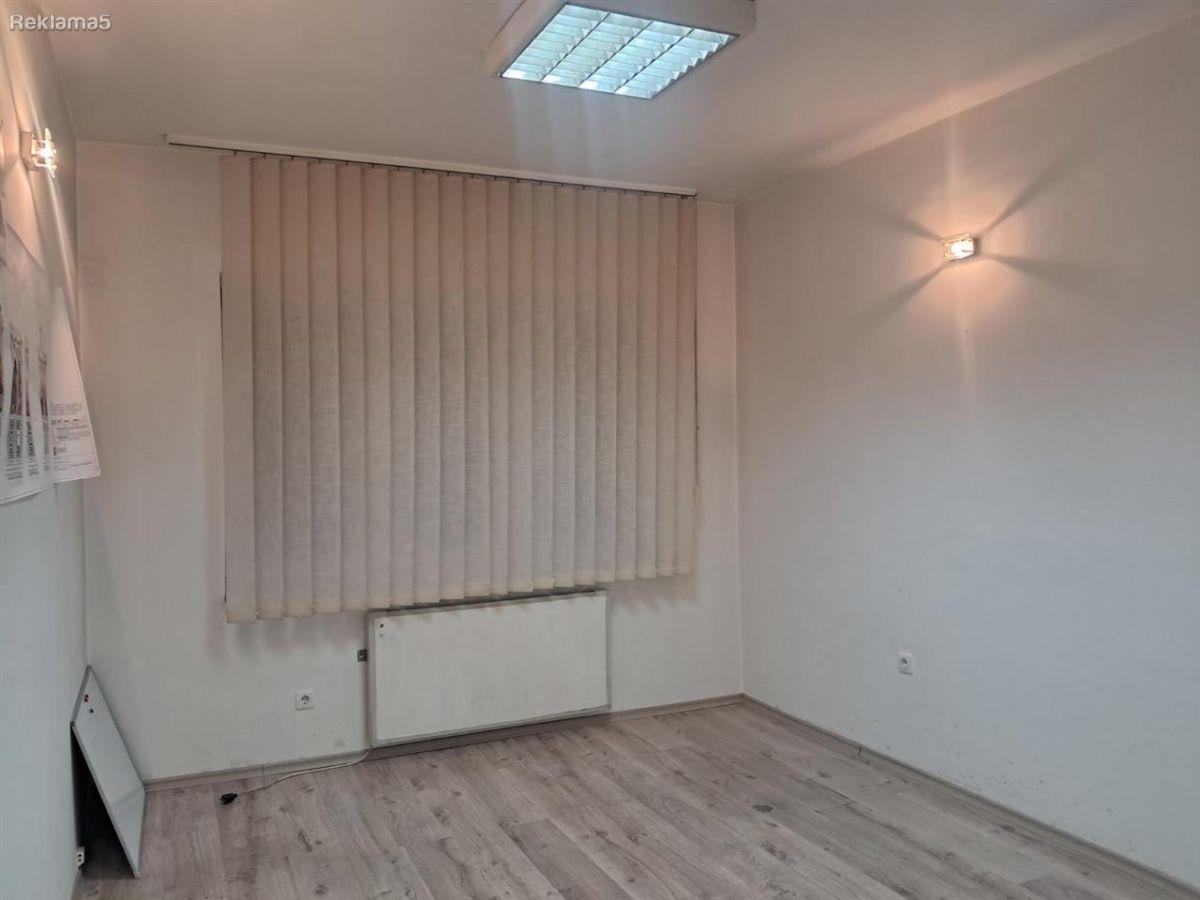 SE IZDAVA TROSOBEN PRAZEN NA ILINDENSKA BLIZU VLADA