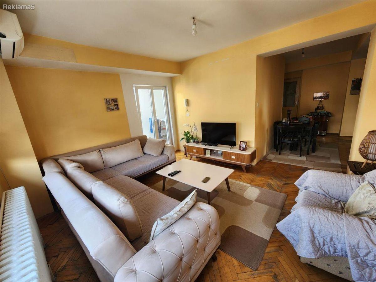 Se prodava stan 63m2 vo Kuli Rasadnik, Kisela Voda