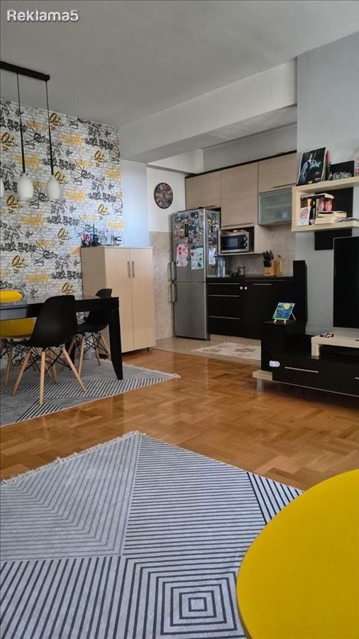 Apartment for sale in Novo Lisice, 57 m2