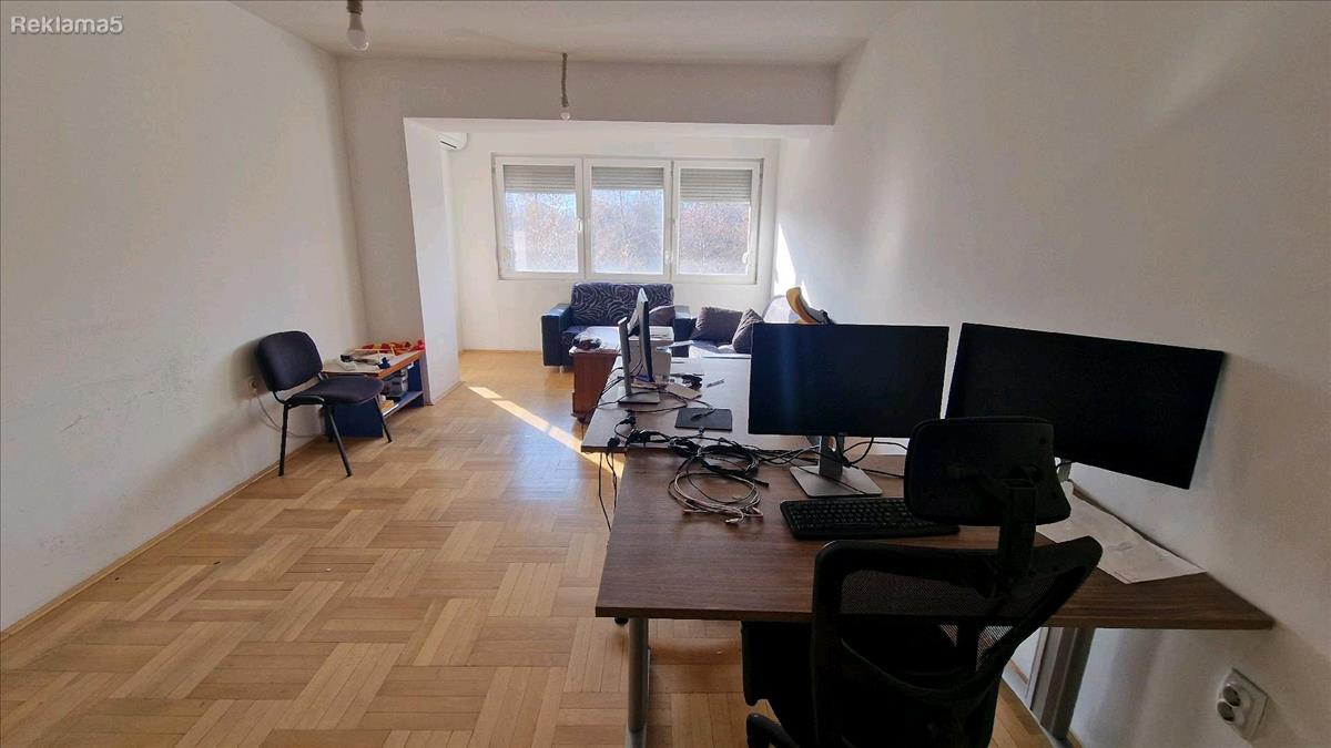 Ideal office of 55 m² in a premium location in Strumica