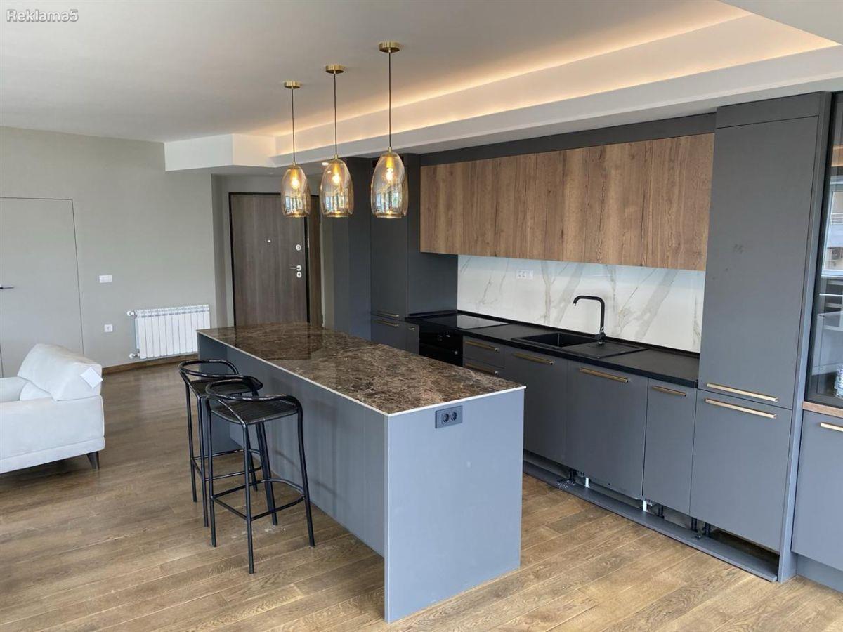 Four-room apartment for rent in Taftalidze