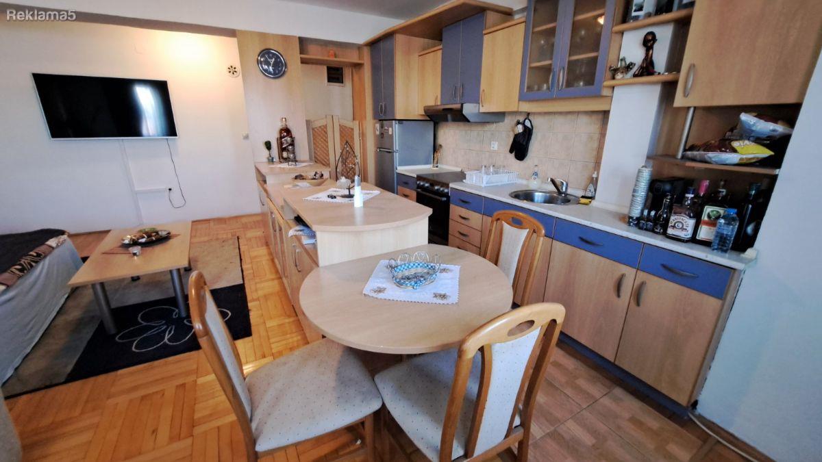 A 60m2 apartment is for rent in Kisela Vodaà